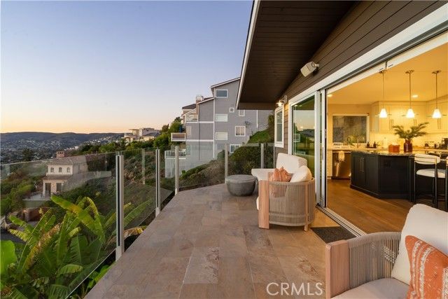 2192 Crestview, Laguna Beach, CA 92651
