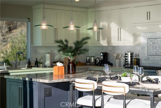 2192 Crestview, Laguna Beach, CA 92651