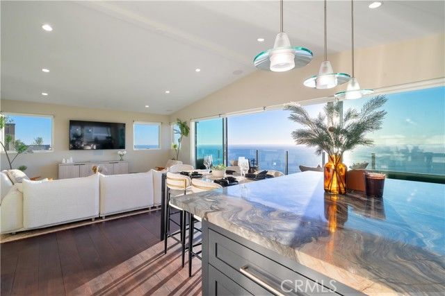 2192 Crestview, Laguna Beach, CA 92651
