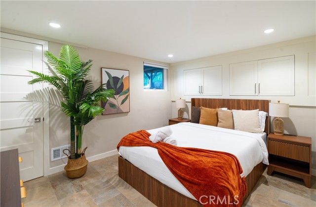 2192 Crestview, Laguna Beach, CA 92651