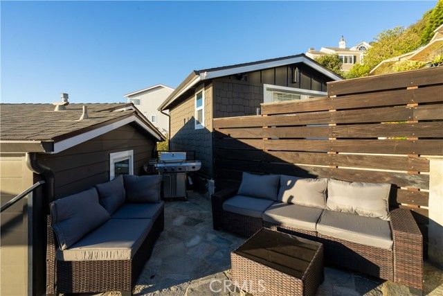 2192 Crestview, Laguna Beach, CA 92651