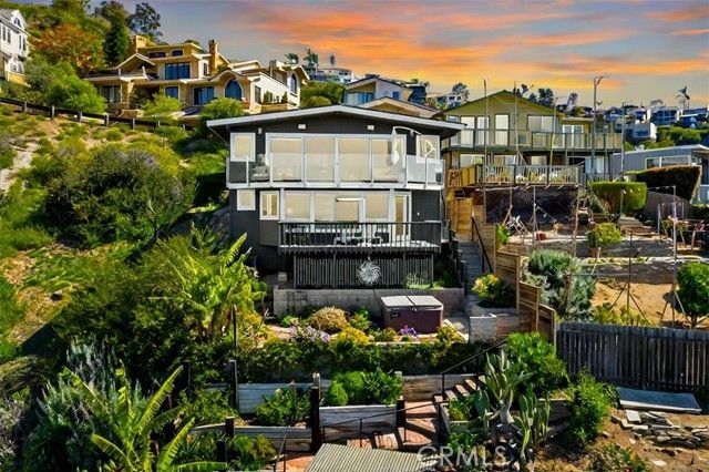 2192 Crestview, Laguna Beach, CA 92651