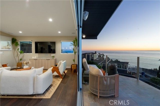 2192 Crestview, Laguna Beach, CA 92651