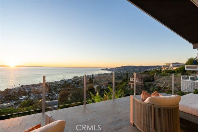 2192 Crestview, Laguna Beach, CA 92651