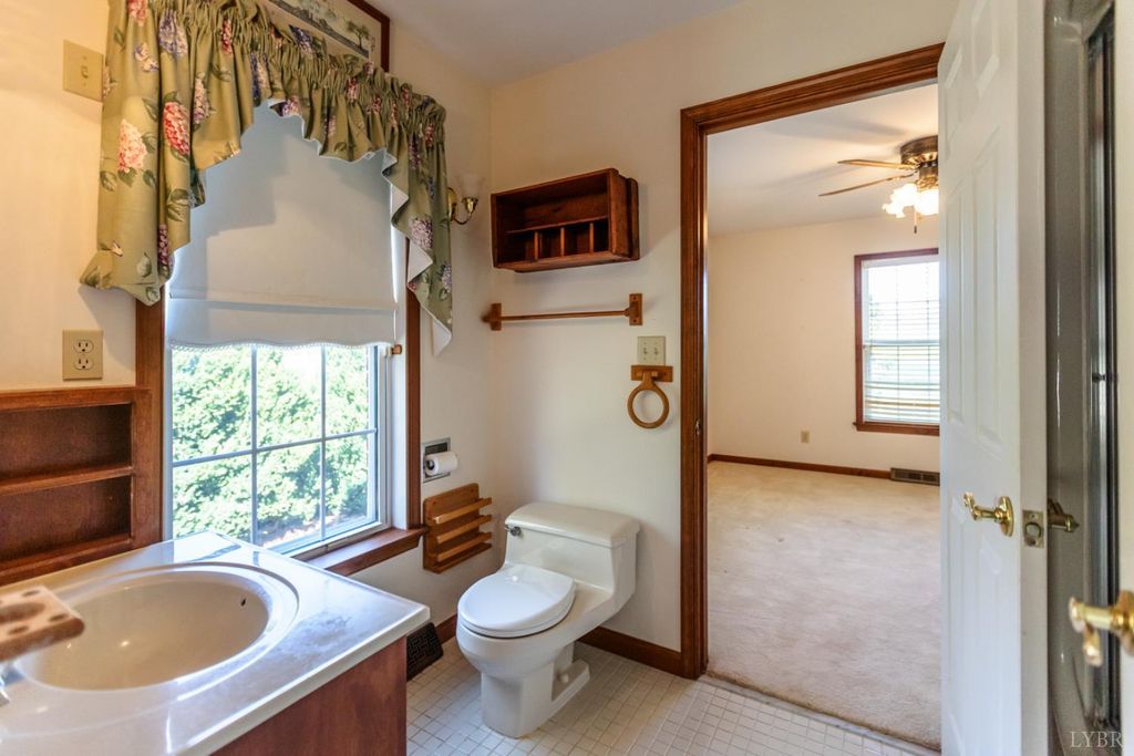 Image 15 of property listing at 1783 Prince Edward Highway, Pamplin, VA 23958