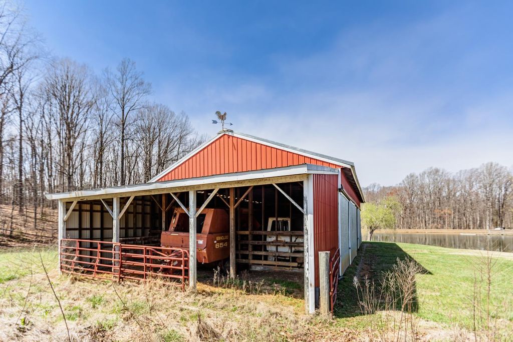 Image 29 of property listing at 1783 Prince Edward Highway, Pamplin, VA 23958