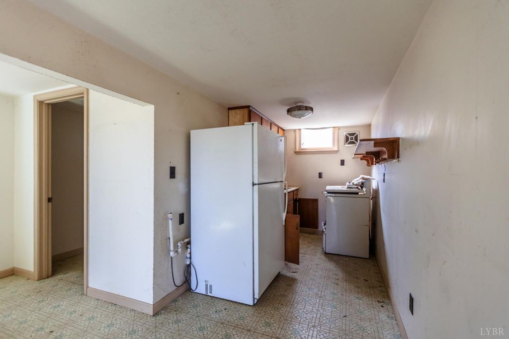 Image 36 of property listing at 1783 Prince Edward Highway, Pamplin, VA 23958
