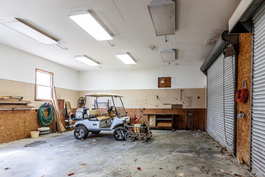Image 39 of property listing at 1783 Prince Edward Highway, Pamplin, VA 23958