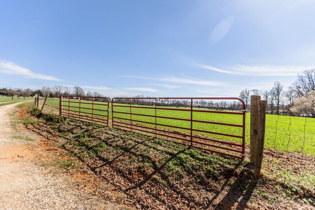 Image 42 of property listing at 1783 Prince Edward Highway, Pamplin, VA 23958