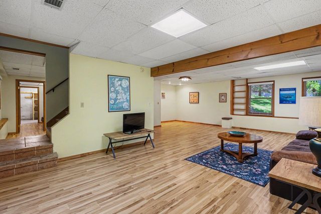 2003 Harbor Inn Street, Holland, MI 49424