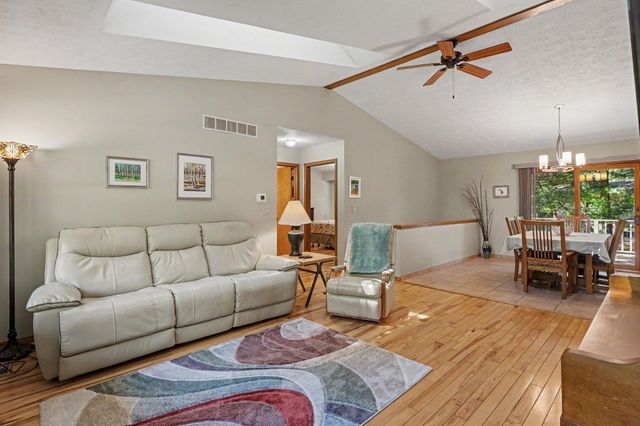 2003 Harbor Inn Street, Holland, MI 49424