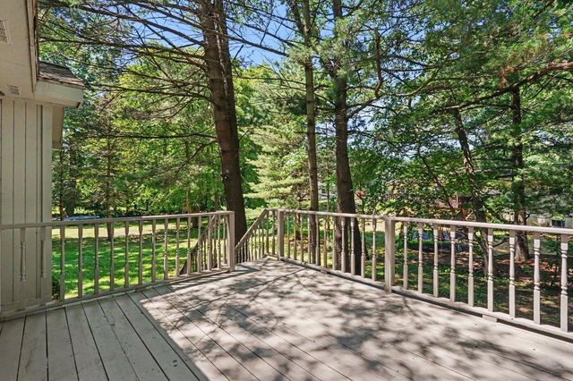 2003 Harbor Inn Street, Holland, MI 49424