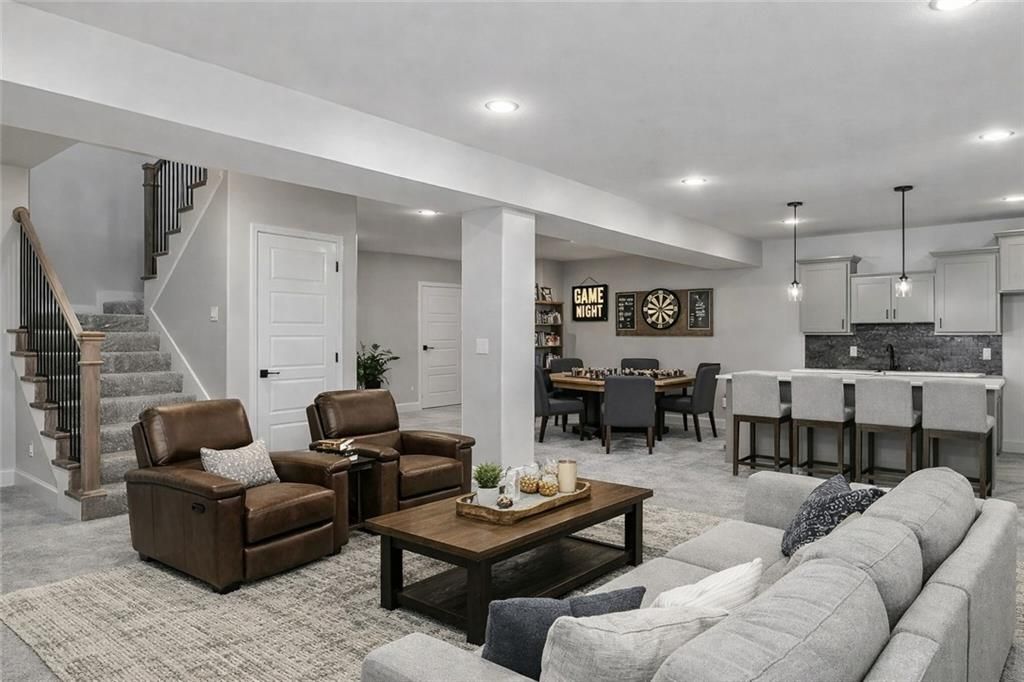 6024 Arapahoe Street, Shawnee, KS 66226