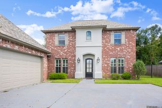 16574 Long Lake Dr, Prairieville, LA 70769