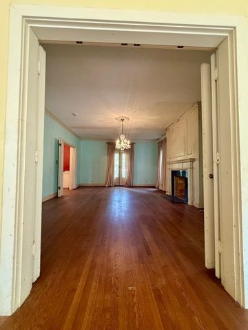 27 Covington Drive, Longview, TX 75602