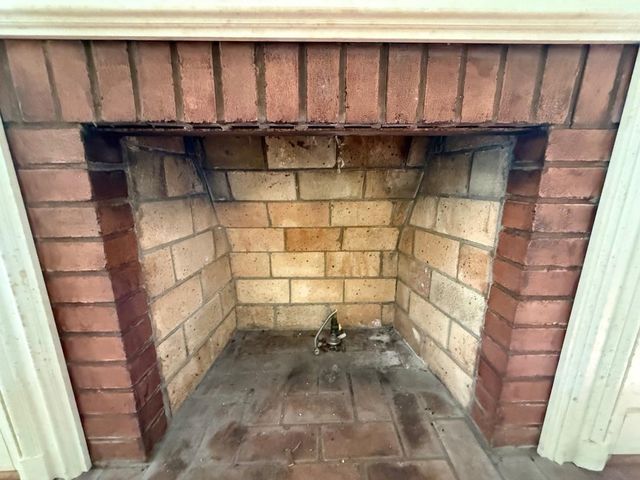 27 Covington Drive, Longview, TX 75602