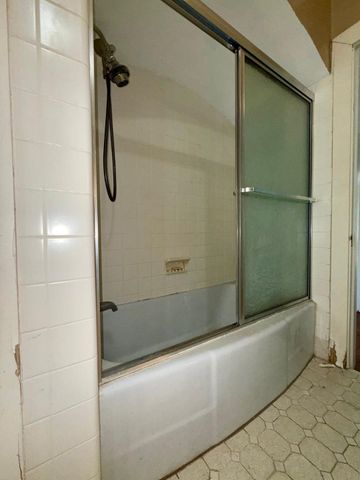 27 Covington Drive, Longview, TX 75602