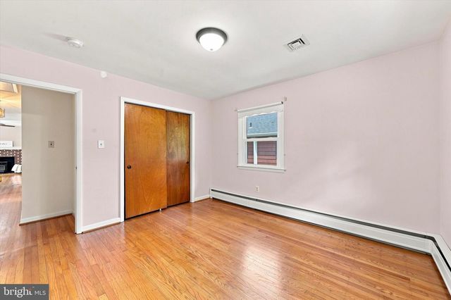 331 VALLEY RD, Media, PA 19063