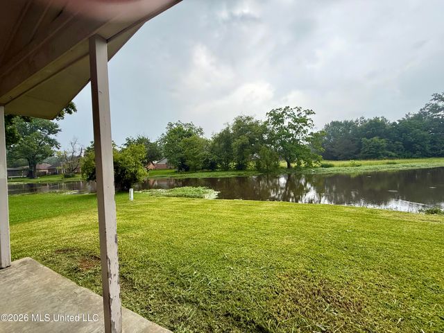 105 Carrie Drive, Clinton, MS 39056