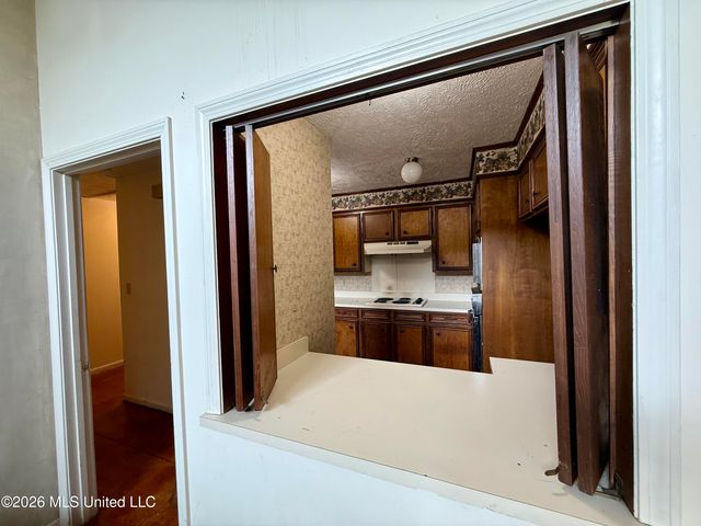 105 Carrie Drive, Clinton, MS 39056