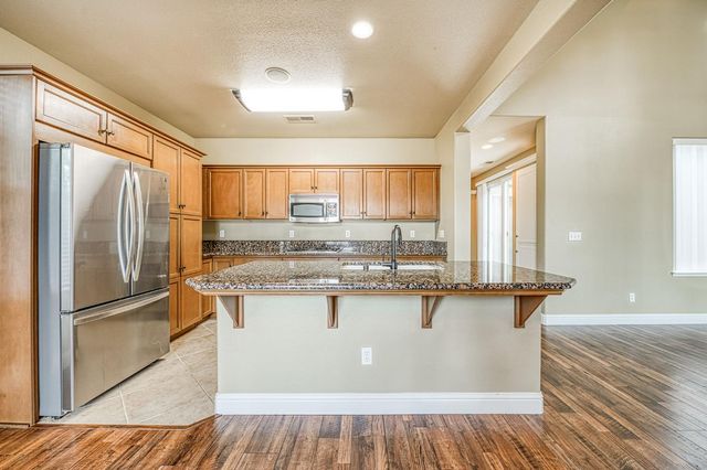 3859 Richmond Avenue, Clovis, CA 93619