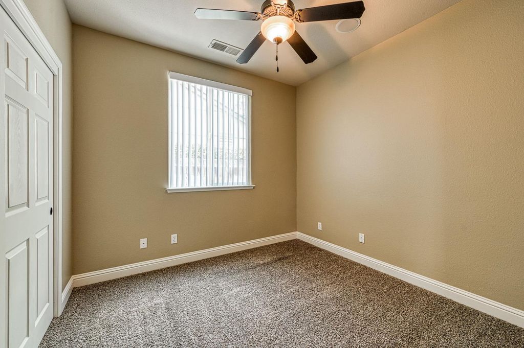 Image 14 of property listing at 3859 Richmond Avenue, Clovis, CA 93619