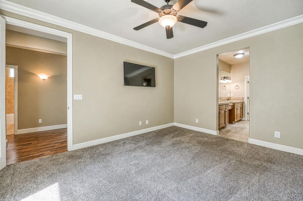 Image 18 of property listing at 3859 Richmond Avenue, Clovis, CA 93619