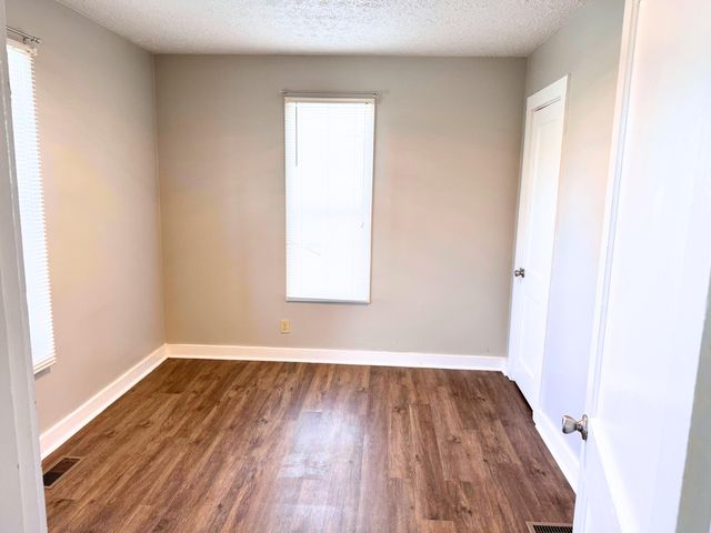 1956 Cypress Street, Paris, KY 40361