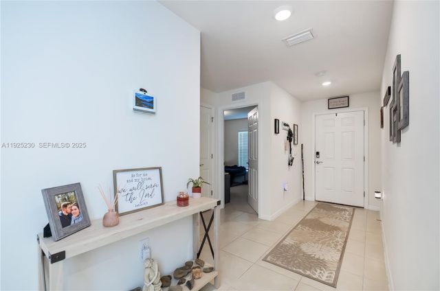 6058 S Moss Circle, La Belle, FL 33935