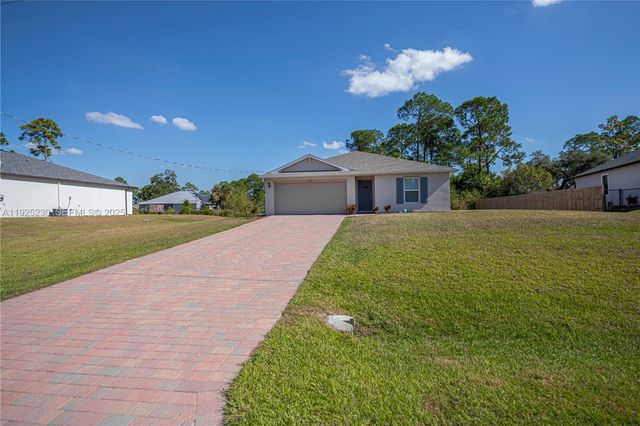 6058 S Moss Circle, La Belle, FL 33935