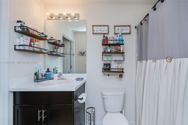 6058 S Moss Circle, La Belle, FL 33935