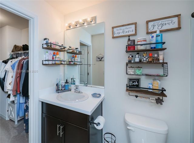 6058 S Moss Circle, La Belle, FL 33935