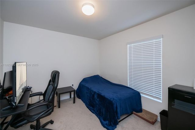 6058 S Moss Circle, La Belle, FL 33935