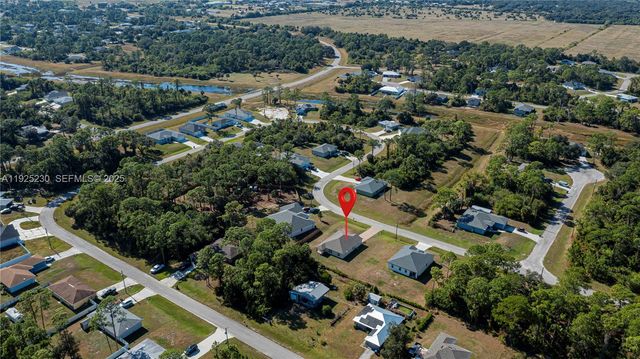 6058 S Moss Circle, La Belle, FL 33935