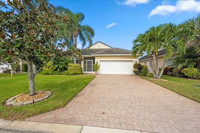 171 NW Swann Mill Circle, Port St Lucie, FL 34986