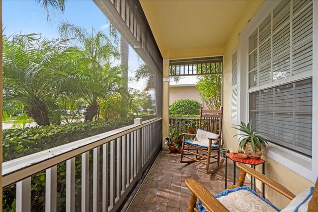 171 NW Swann Mill Circle, Port St Lucie, FL 34986