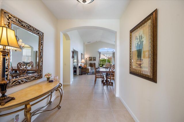 171 NW Swann Mill Circle, Port St Lucie, FL 34986