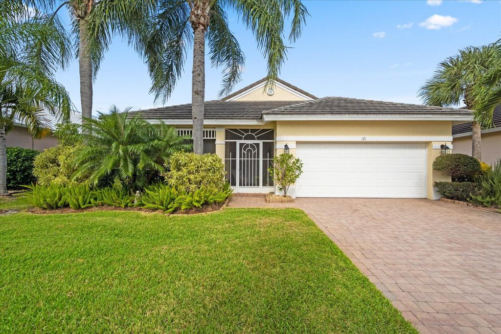 171 NW Swann Mill Circle, Port St Lucie, FL 34986