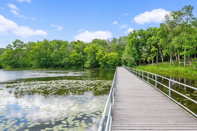 4940 Underwood Lane N 4940G, Plymouth, MN 55442