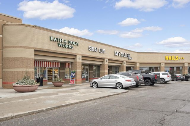 4940 Underwood Lane N 4940G, Plymouth, MN 55442