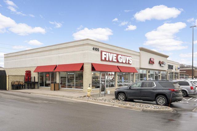 4940 Underwood Lane N 4940G, Plymouth, MN 55442