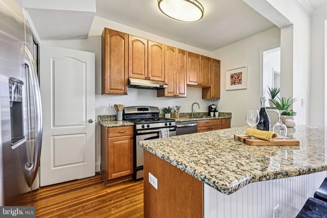 617 FARRAGUT ST NW, Washington, DC 20011