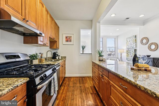 617 FARRAGUT ST NW, Washington, DC 20011