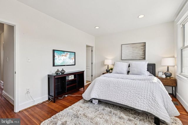 617 FARRAGUT ST NW, Washington, DC 20011