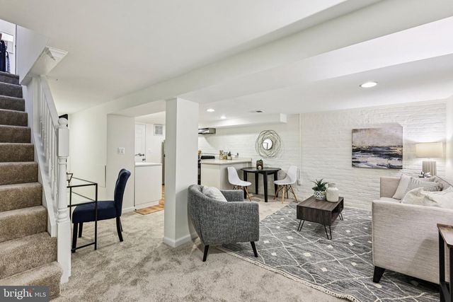 617 FARRAGUT ST NW, Washington, DC 20011