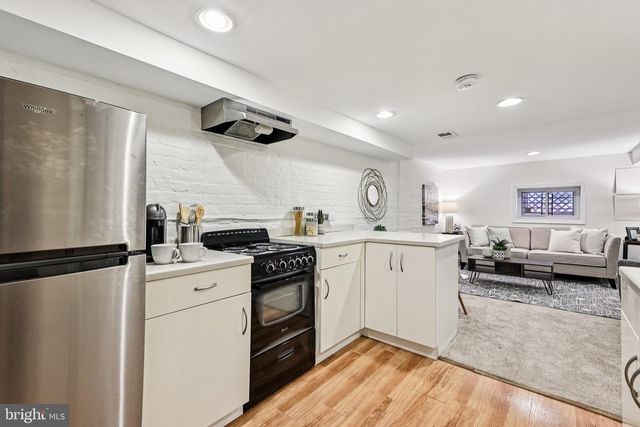 617 FARRAGUT ST NW, Washington, DC 20011