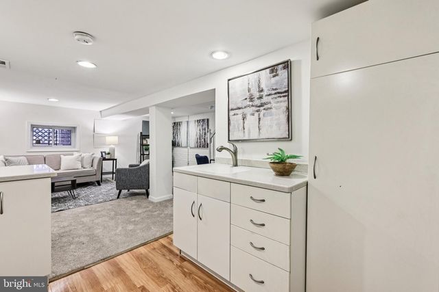 617 FARRAGUT ST NW, Washington, DC 20011