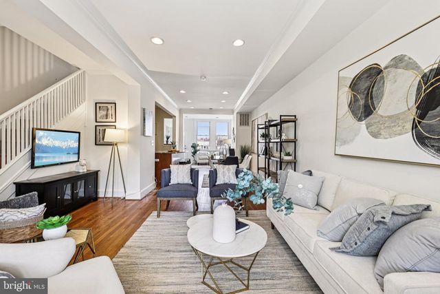 617 FARRAGUT ST NW, Washington, DC 20011