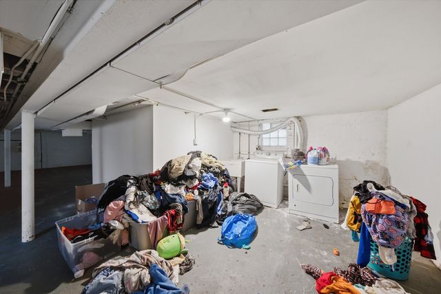 6610 S Seeley Avenue, Chicago, IL 60636