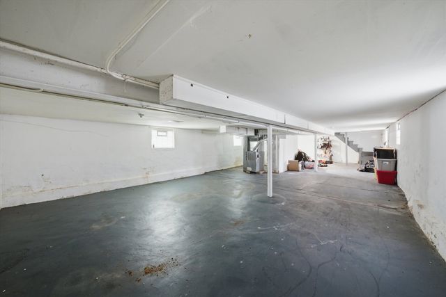 6610 S Seeley Avenue, Chicago, IL 60636